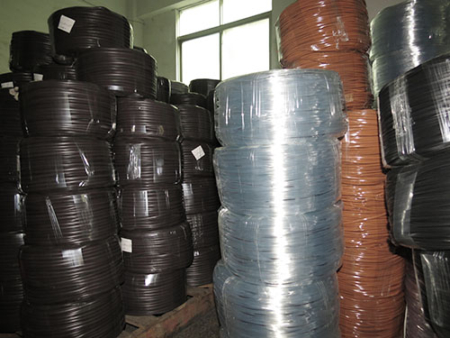 东莞玻璃压条仓库展示