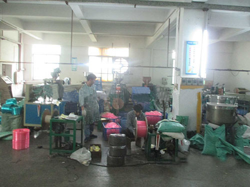 包边条生产车间