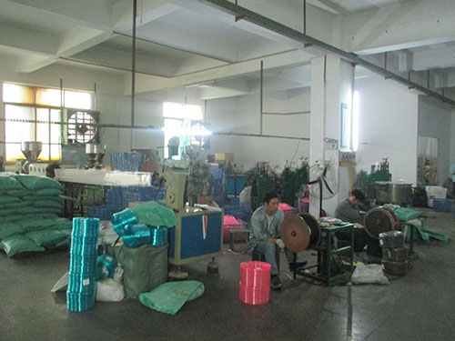 东莞装饰条生产车间