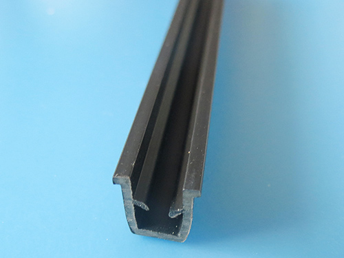 黑色工装板胶条